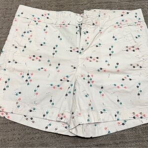 Eddie Bauer Cream Patterned Women's Shorts